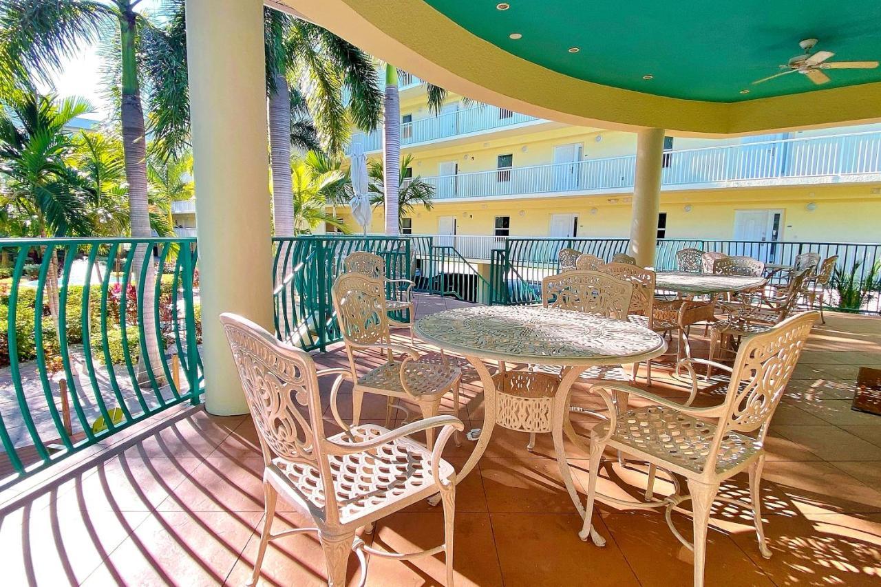 Sunset Vistas Condo 203S St. Pete Beach Exterior photo